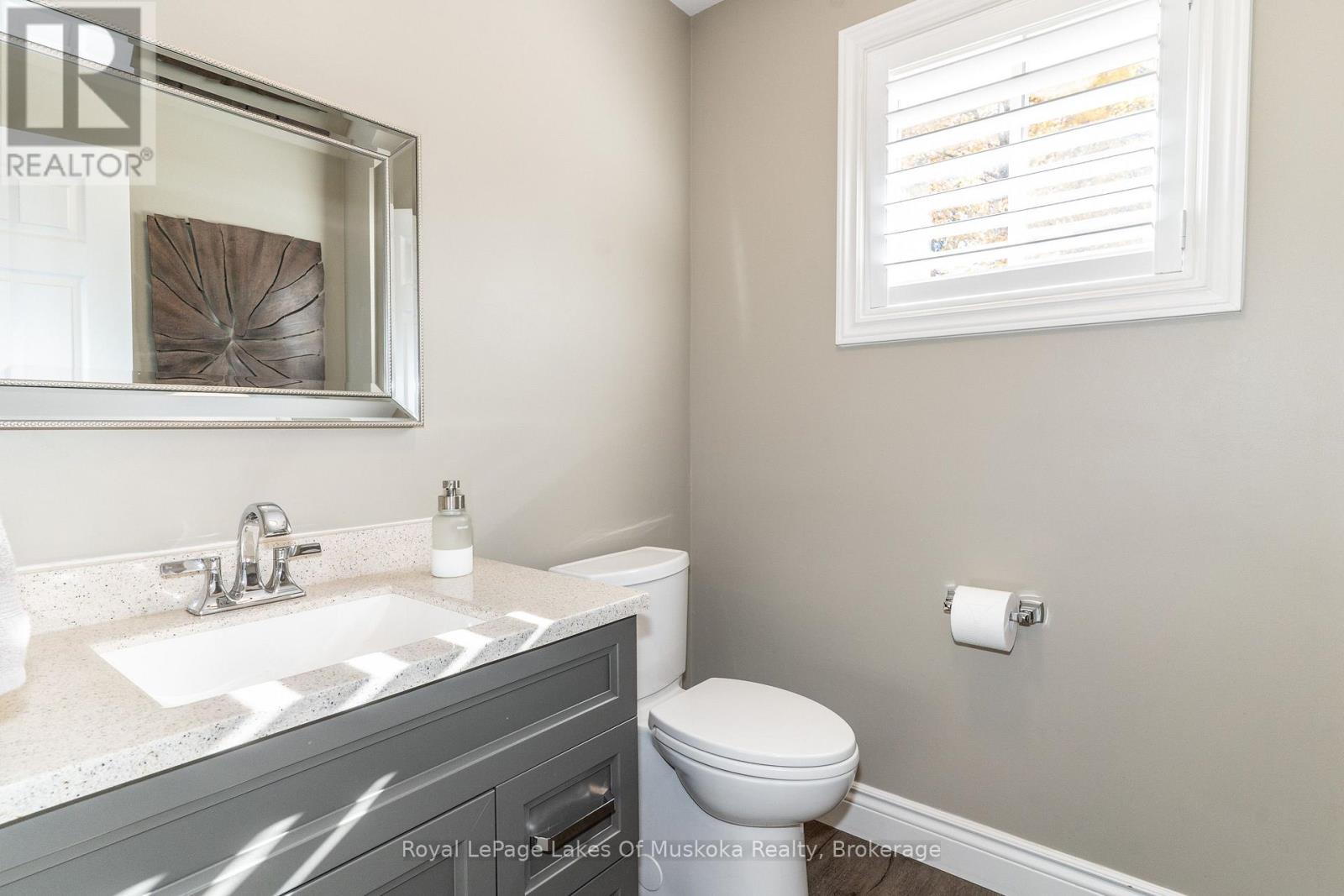 135 DOUGLAS STREET - 10