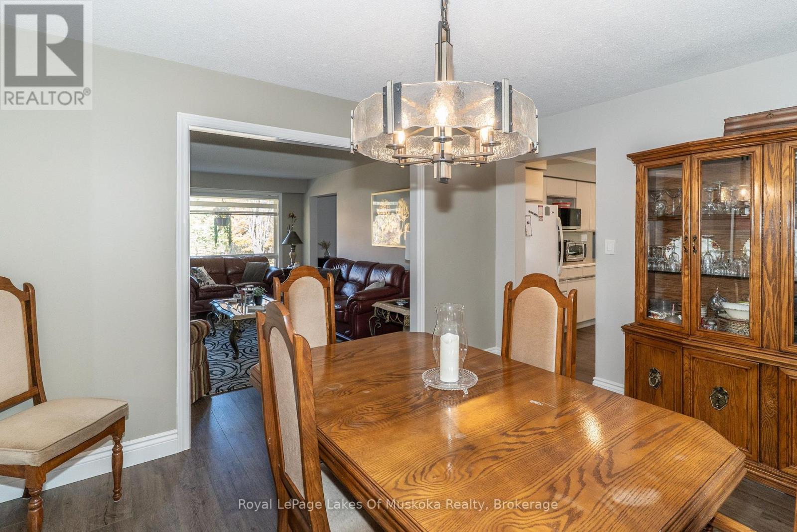 135 DOUGLAS STREET - 17