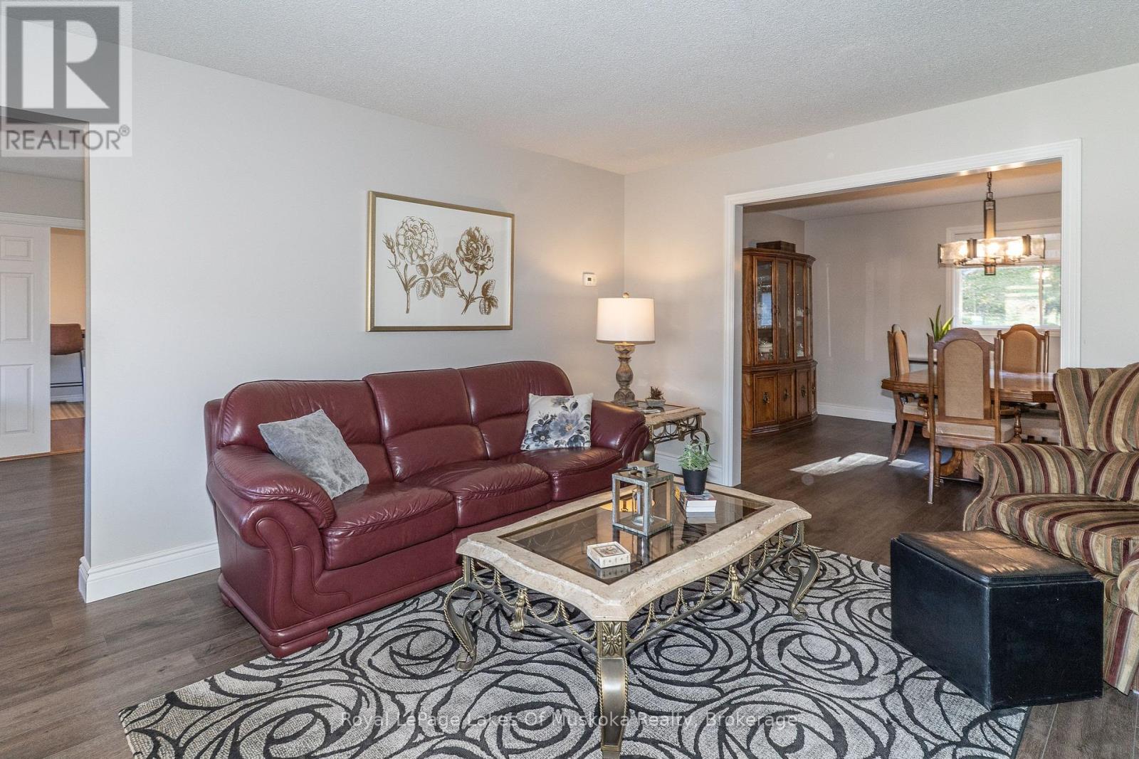 135 DOUGLAS STREET - 18