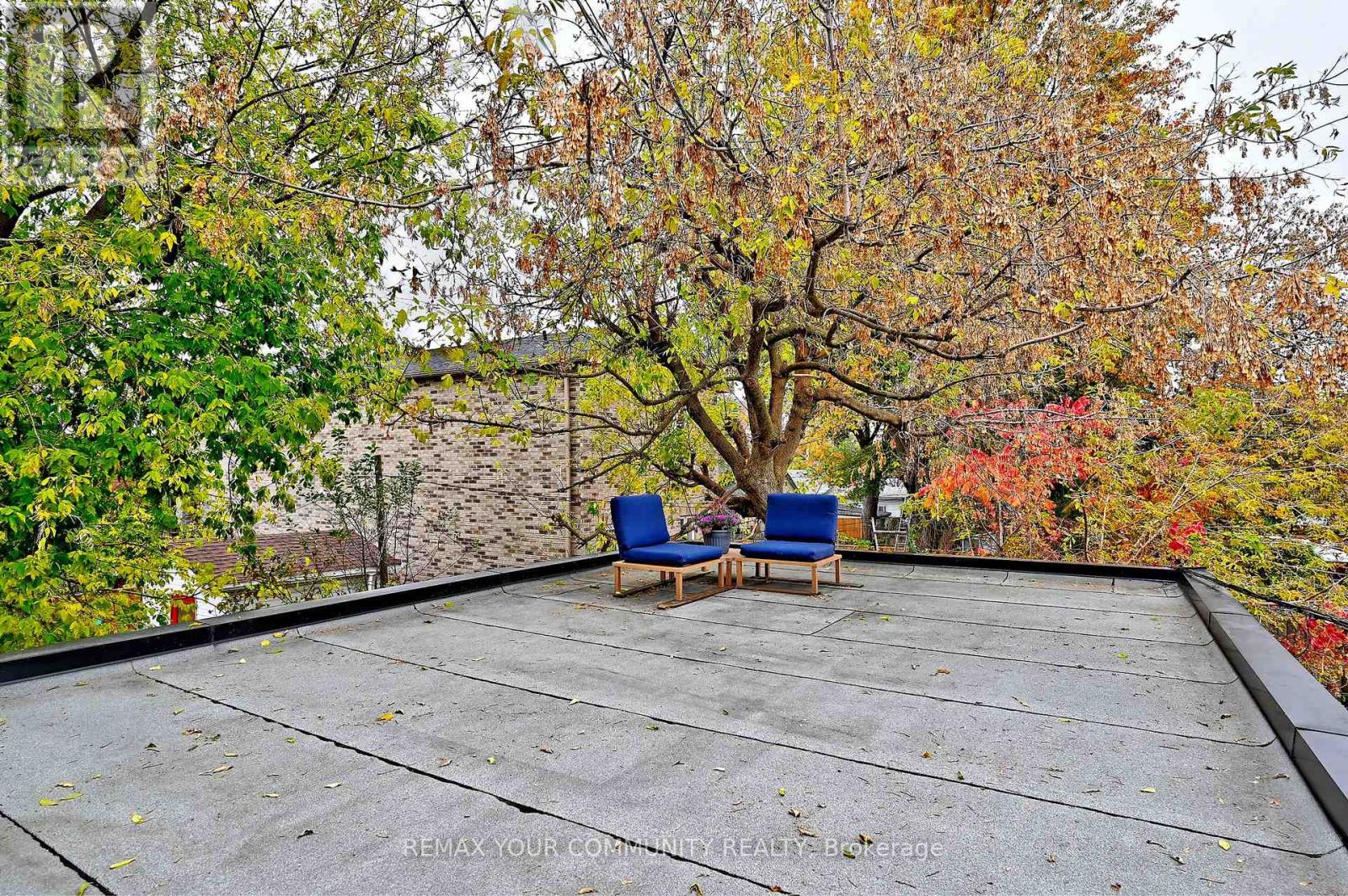 20 LUCY AVENUE - 17