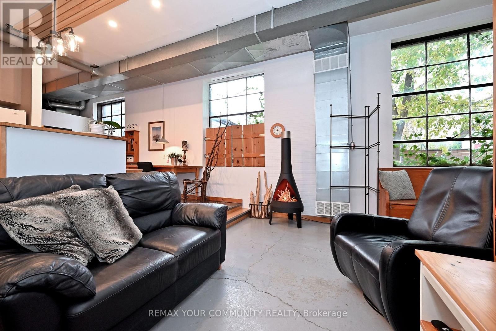 20 LUCY AVENUE - 2