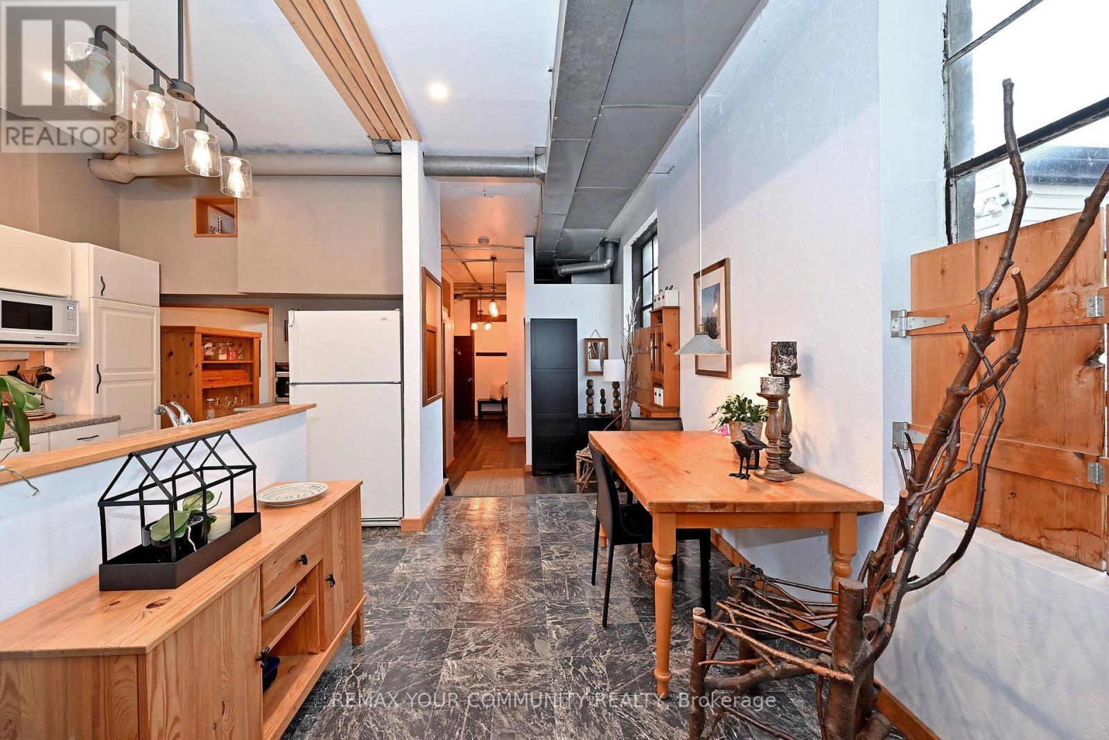 20 LUCY AVENUE - 4