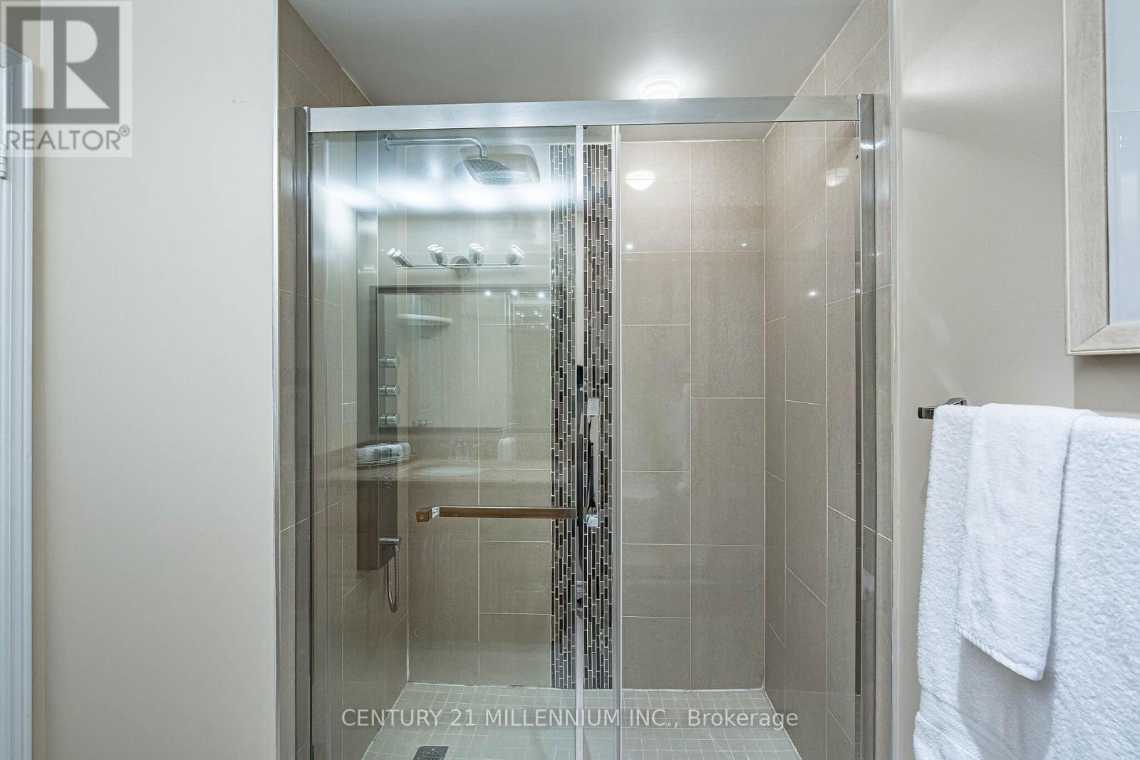 31 DURNESS AVENUE - 36