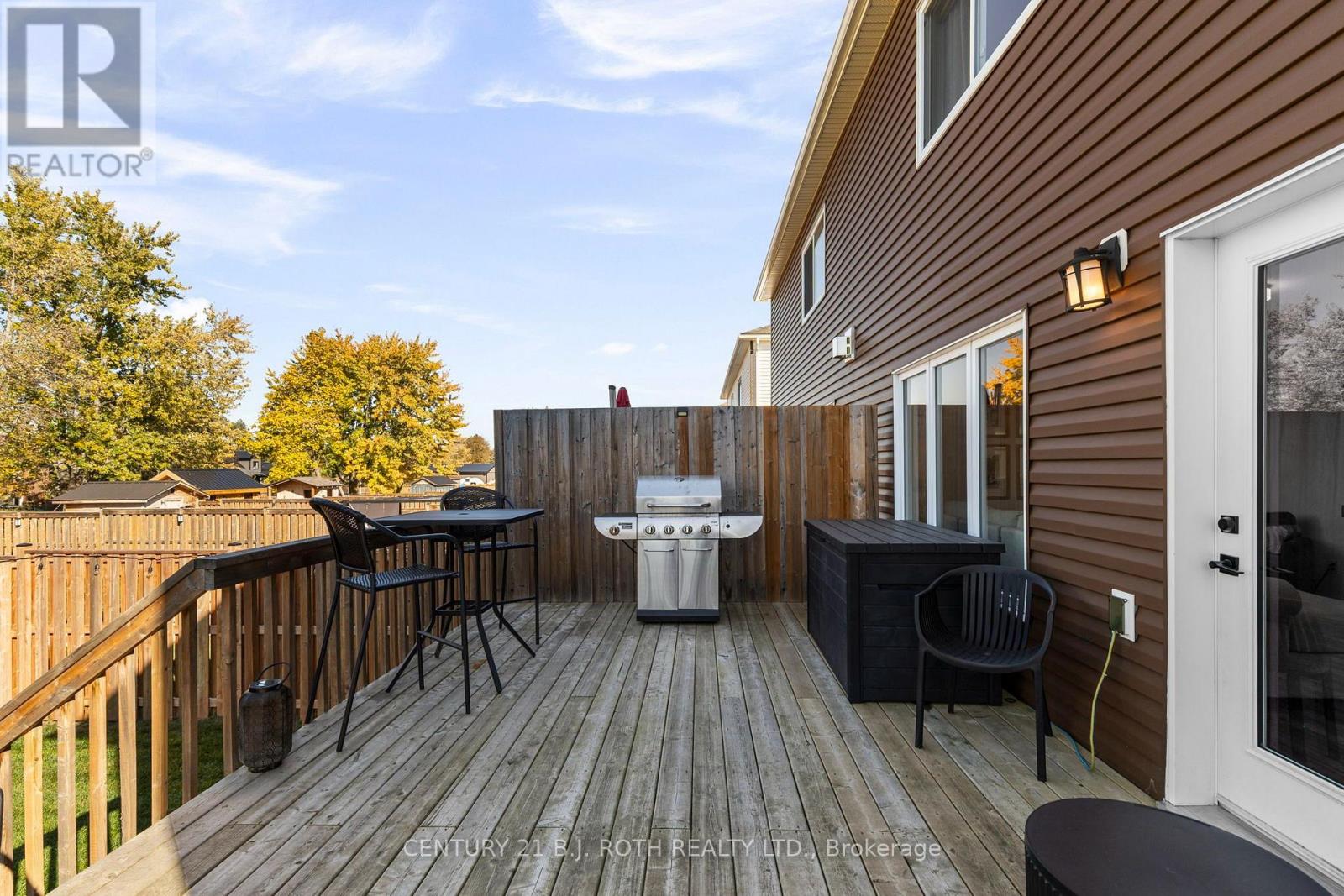 263 QUEBEC STREET - 23