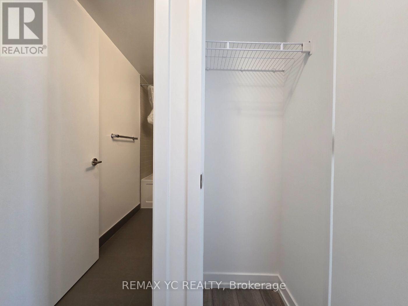 #213 11 MARYPORT AVENUE - 4