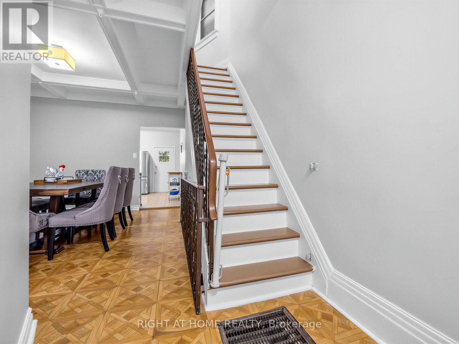 81 SILVERTHORN AVENUE - 12