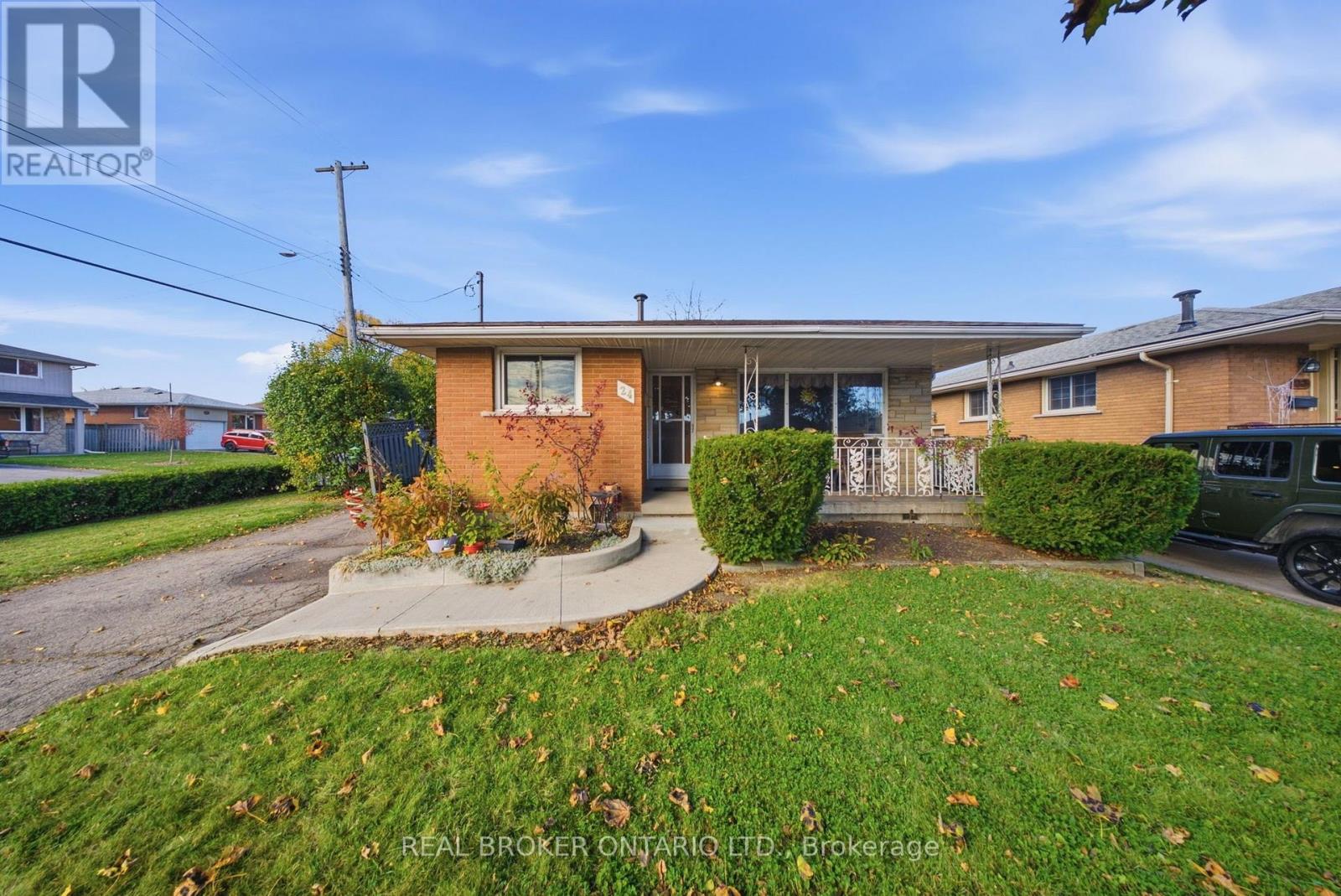 24 RAPALLO DRIVE - 1