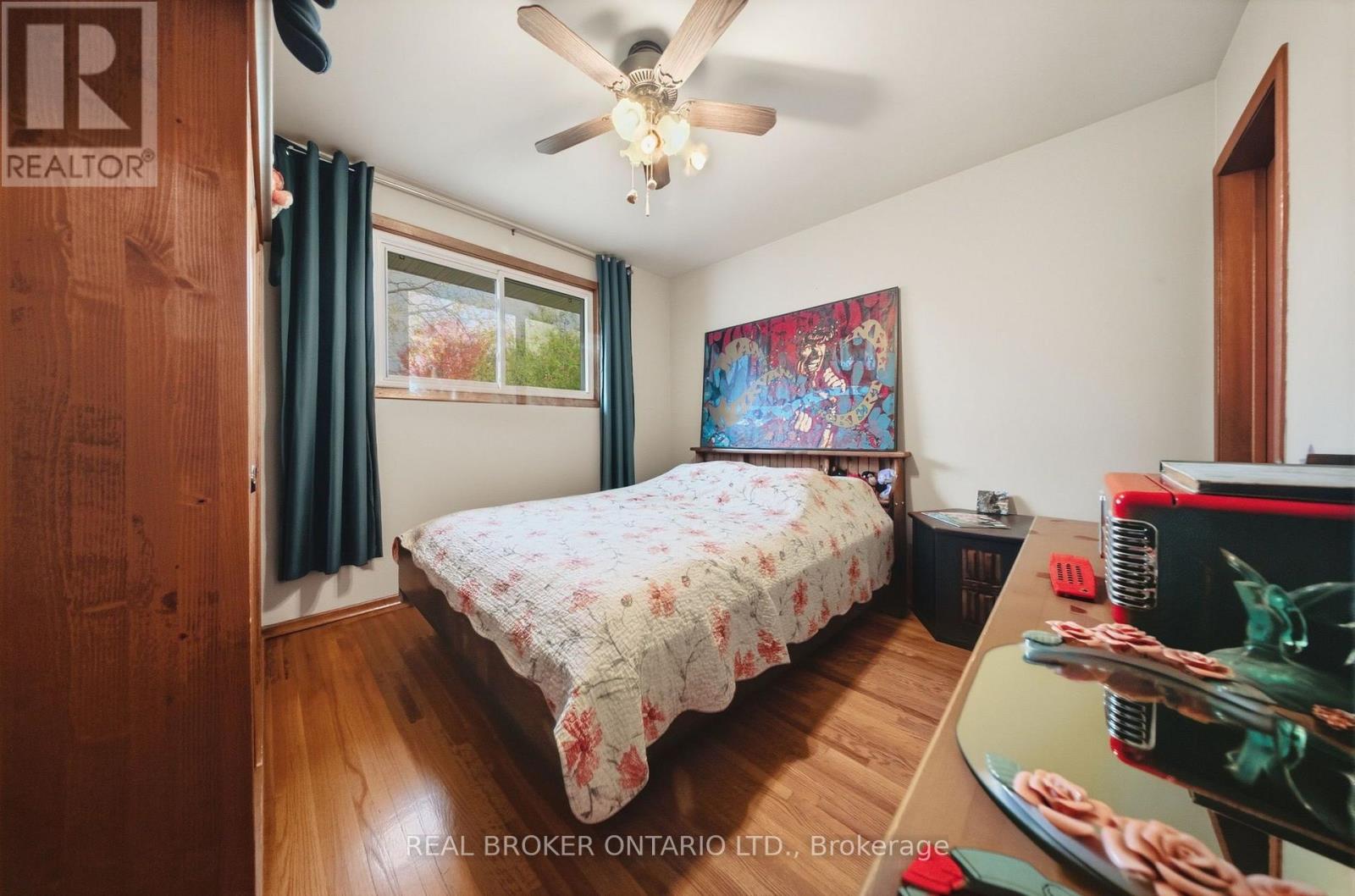 24 RAPALLO DRIVE - 18