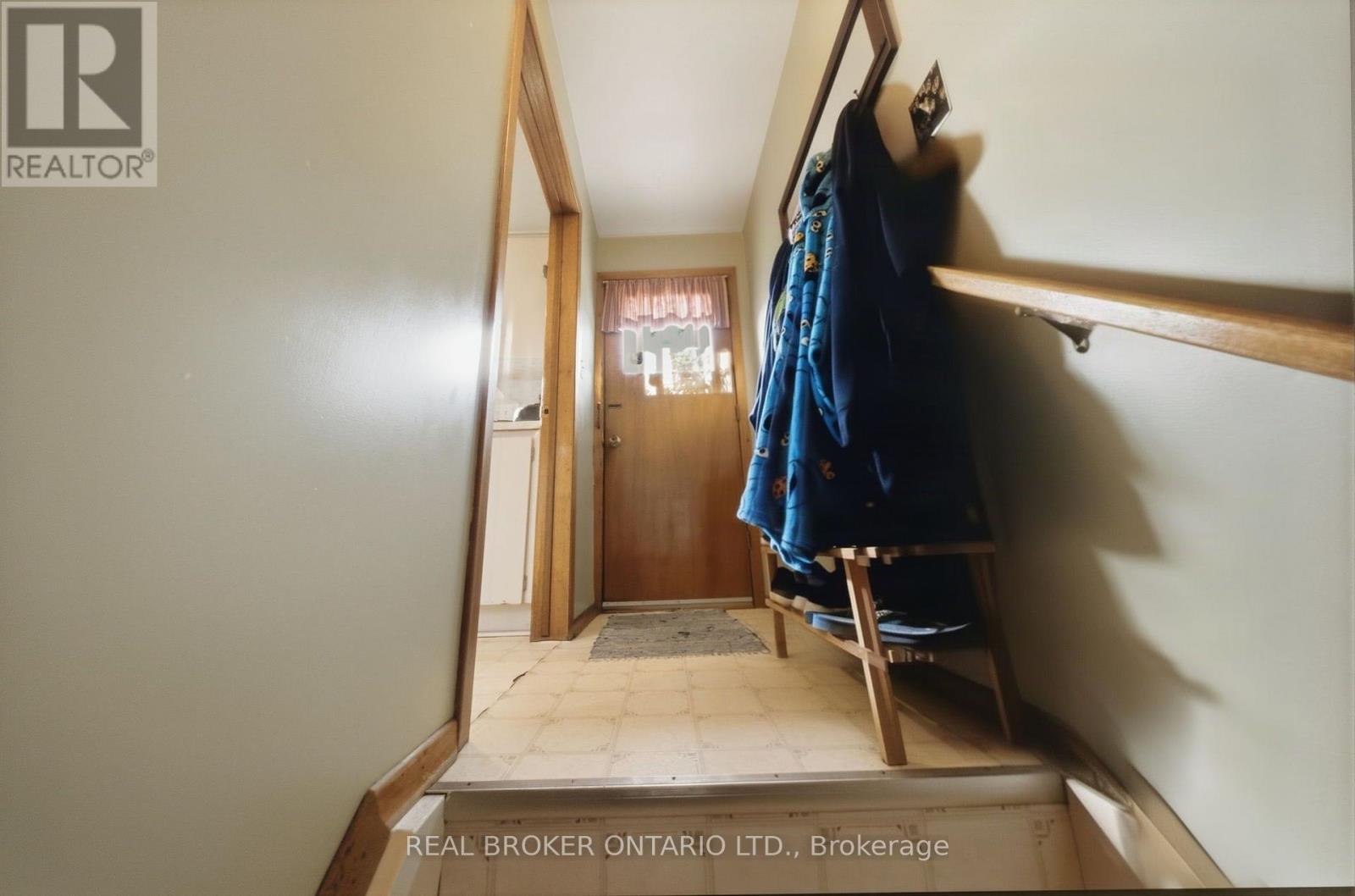 24 RAPALLO DRIVE - 21
