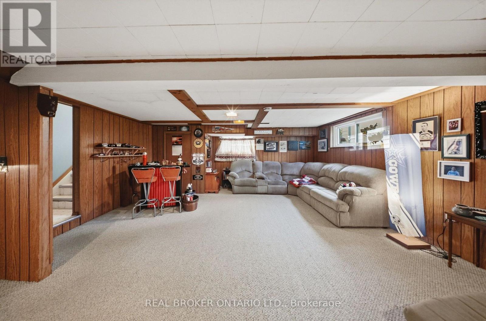 24 RAPALLO DRIVE - 23