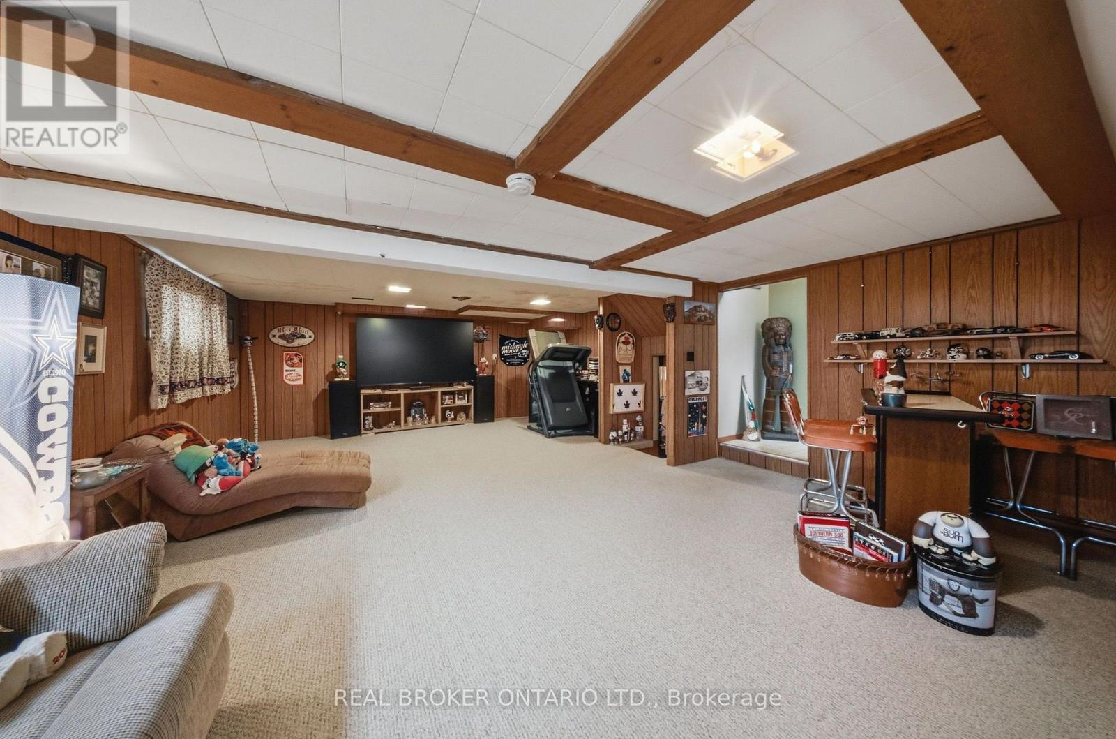 24 RAPALLO DRIVE - 25