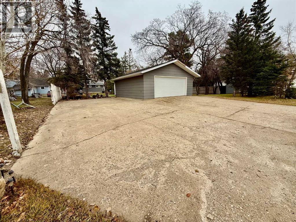 5224 52 Street, Provost — photo 23