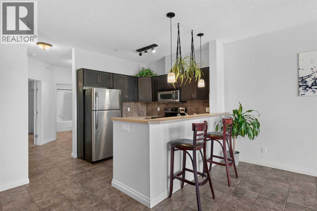 6, 108 Rockyledge View NW, Calgary — photo 15