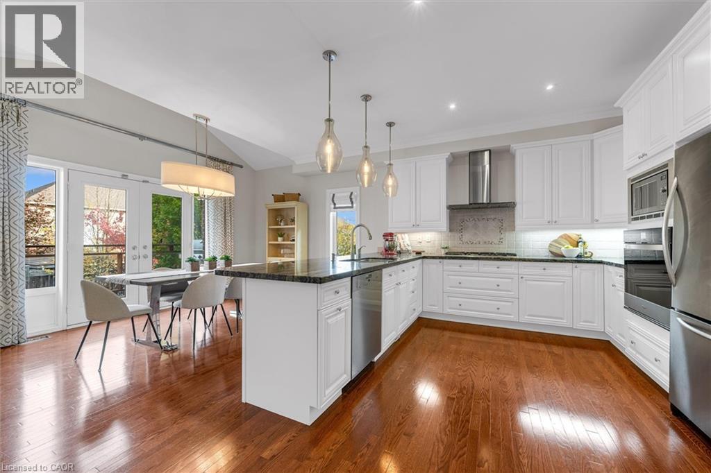 2349 PRESQUILE Drive, Oakville — photo 9