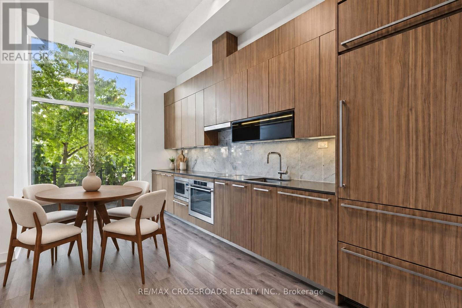 #TH05 58 QUEENS WHARF ROAD - 15
