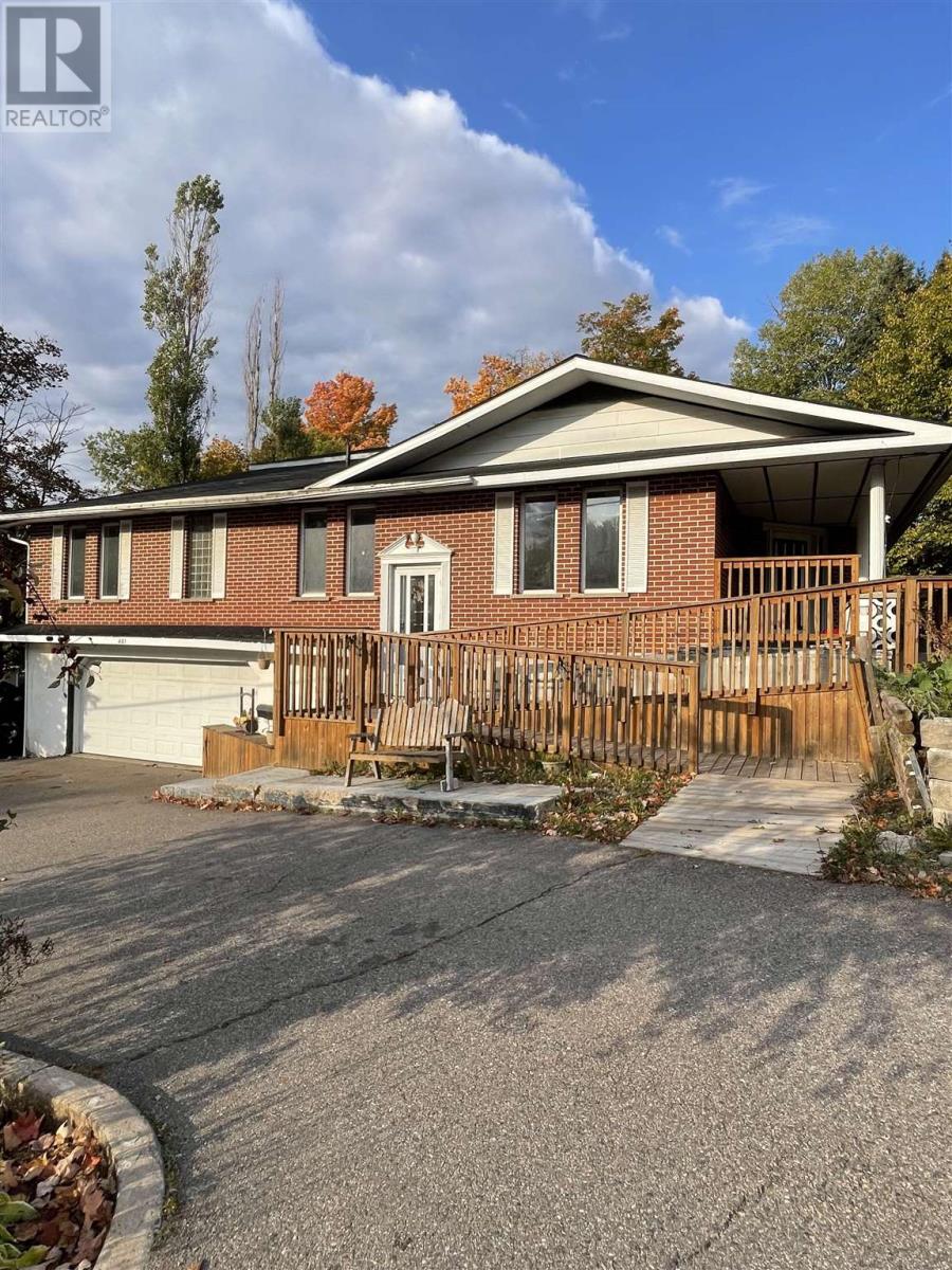 401 Lake ST - 1