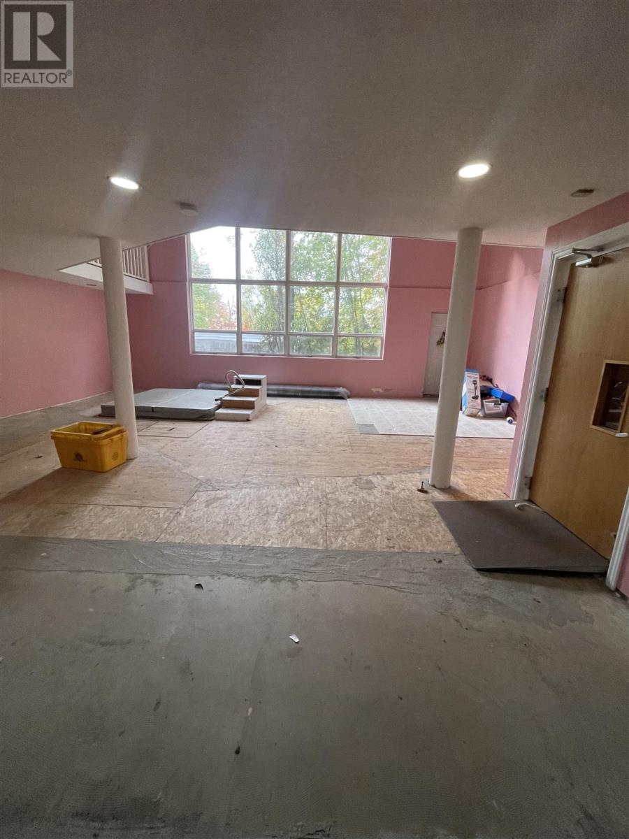 401 Lake ST - 15