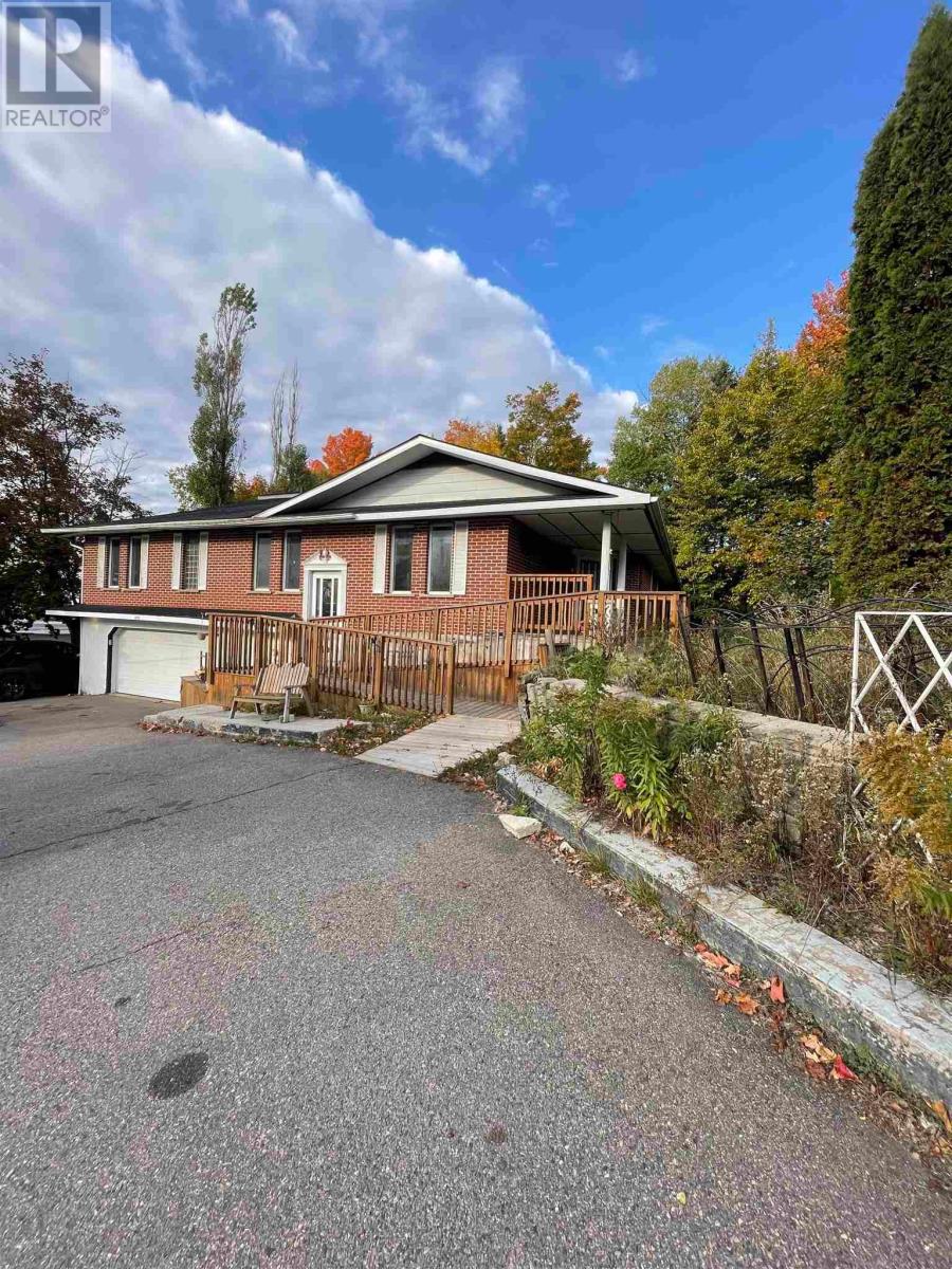 401 Lake ST - 2