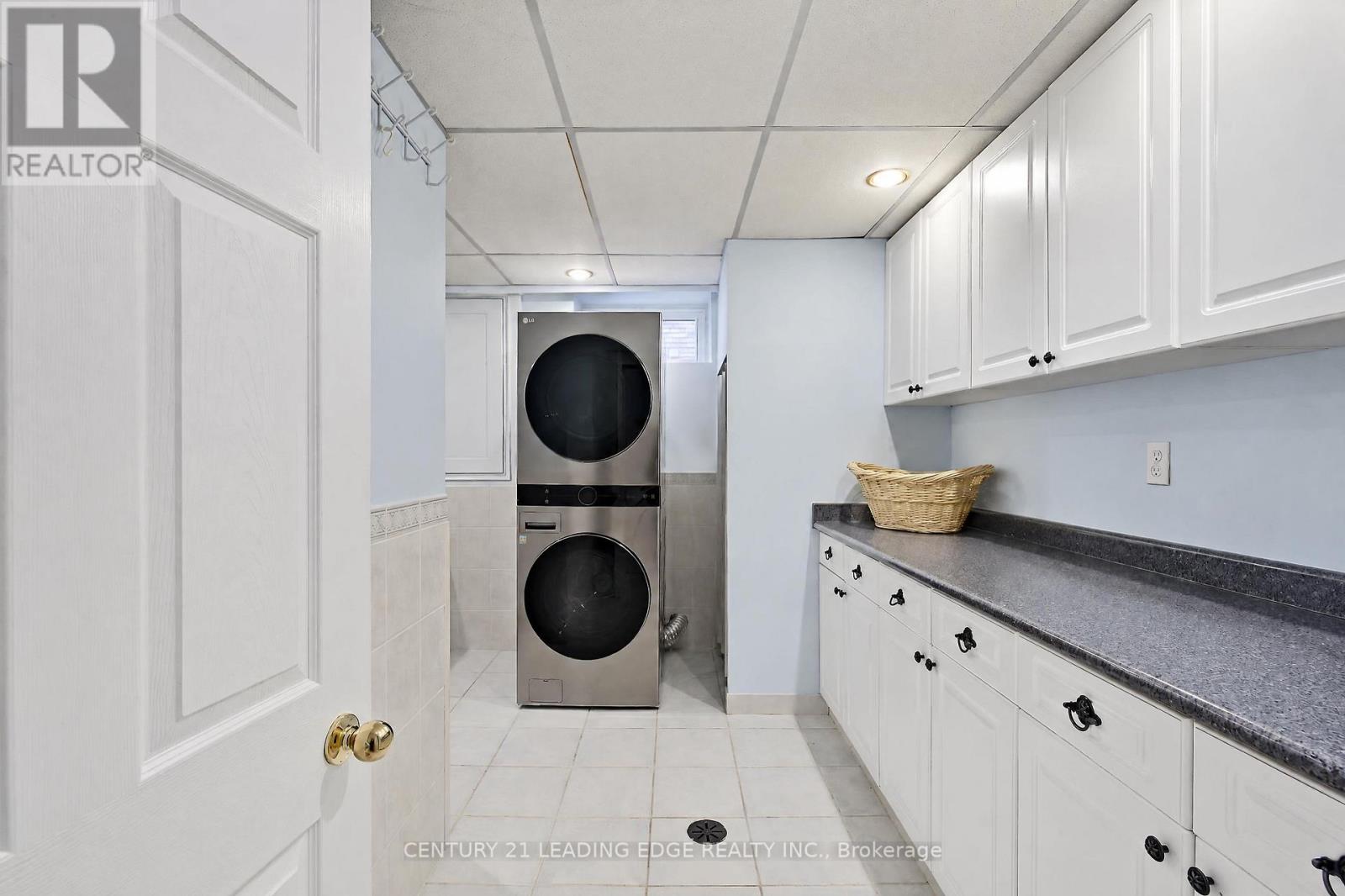 777 HUNTINGWOOD DRIVE - 27