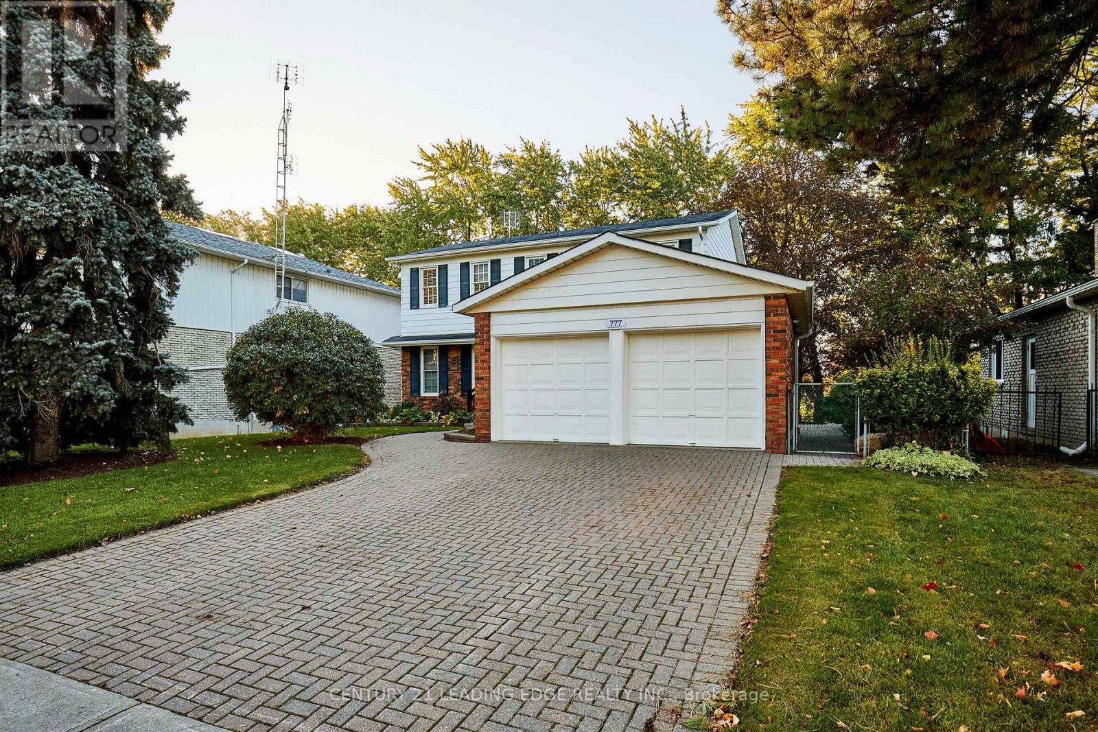 777 HUNTINGWOOD DRIVE - 35
