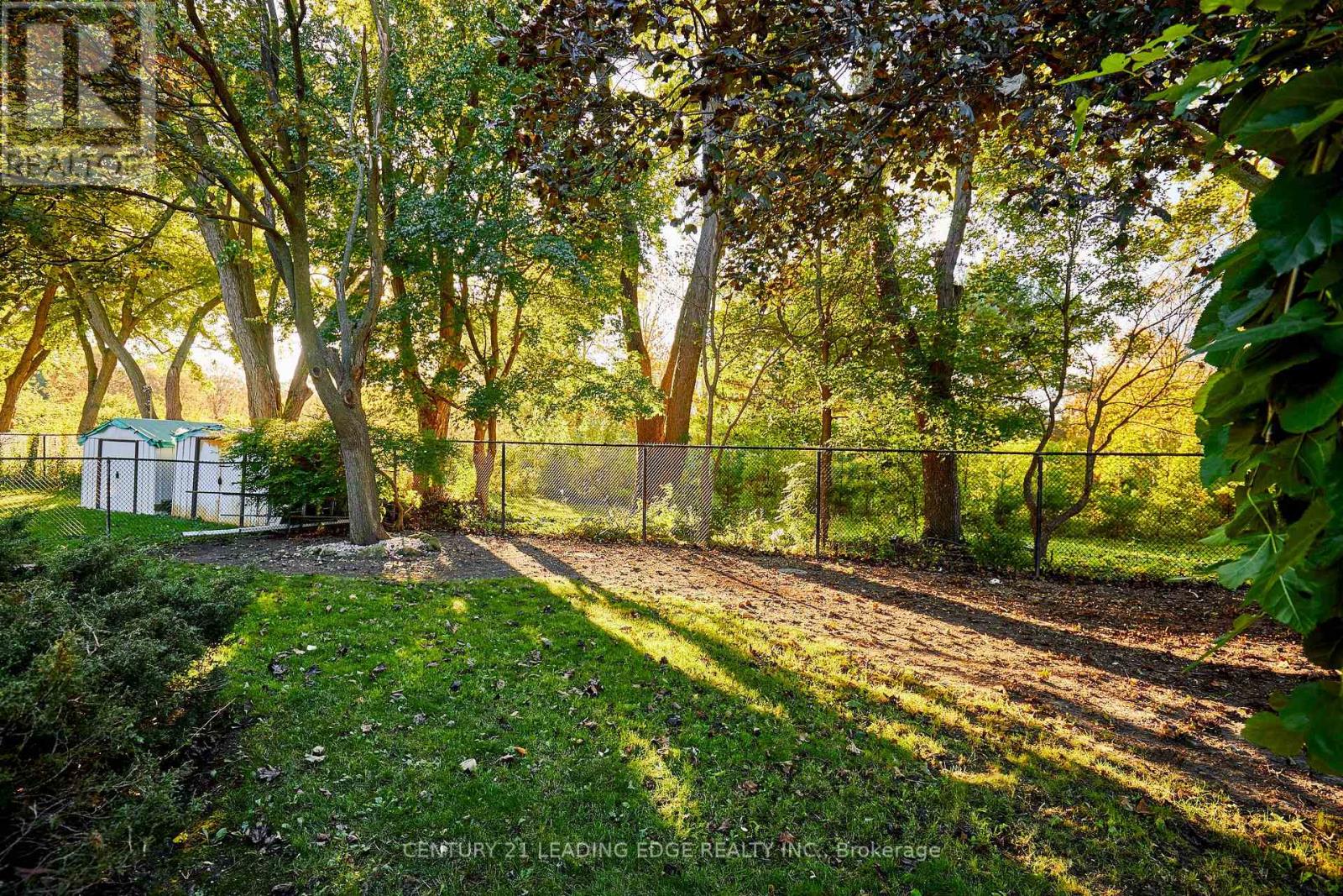 777 HUNTINGWOOD DRIVE - 46