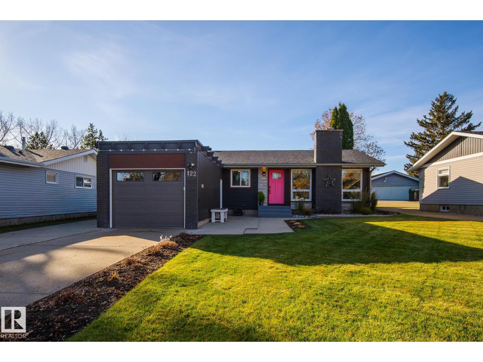 122 MISSION AV, St. Albert