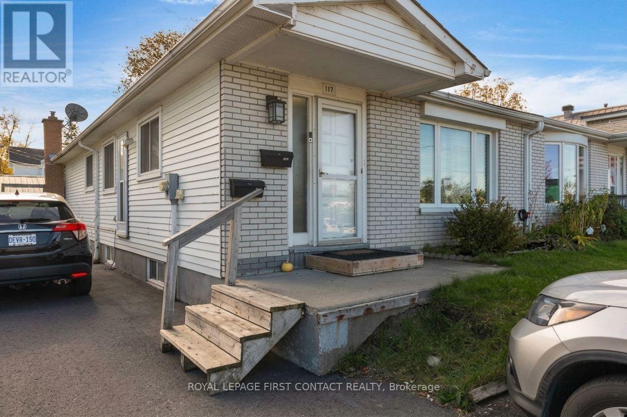 117 Gowan Street, Barrie photo 2