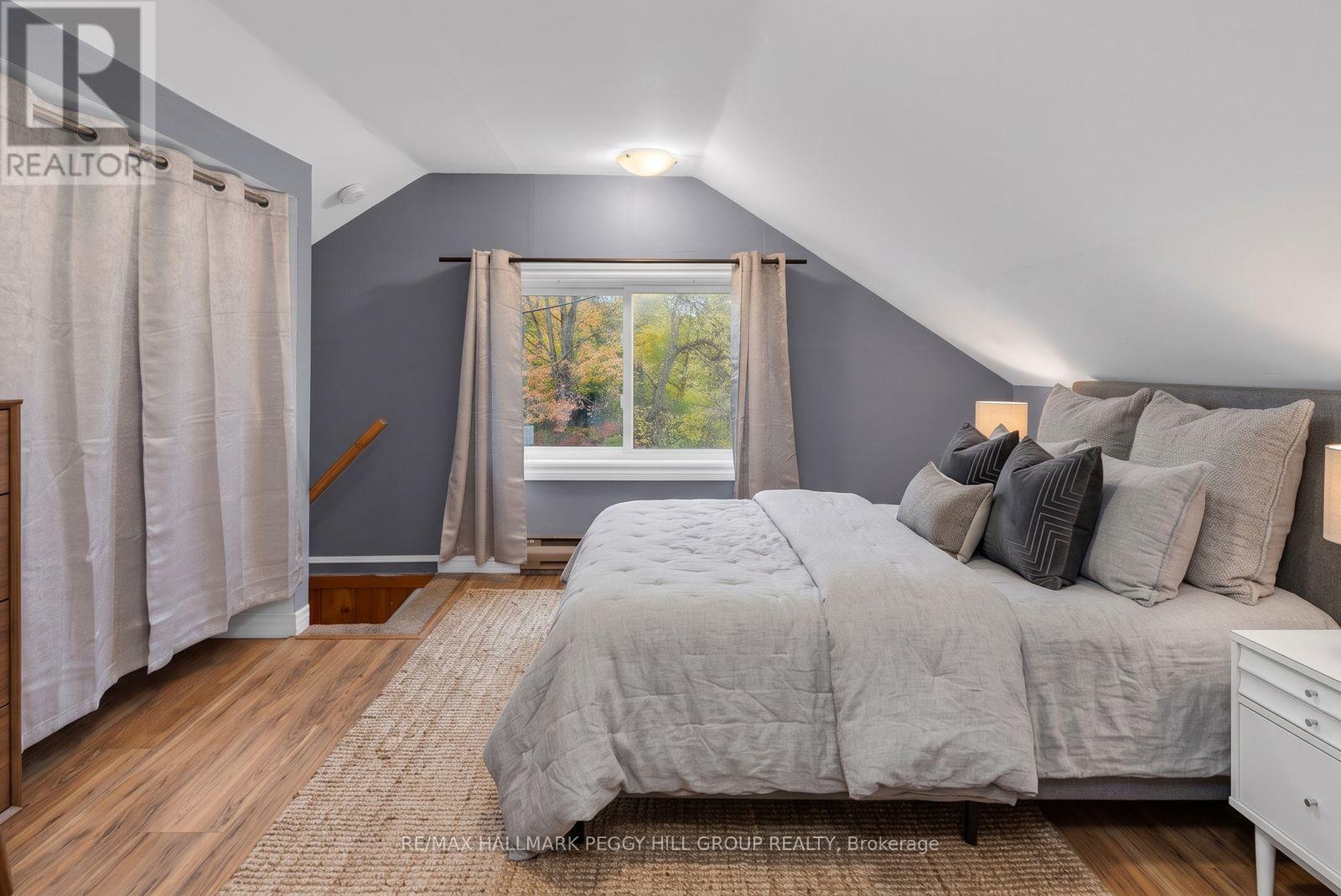 9 Caroline Street, Barrie photo 9