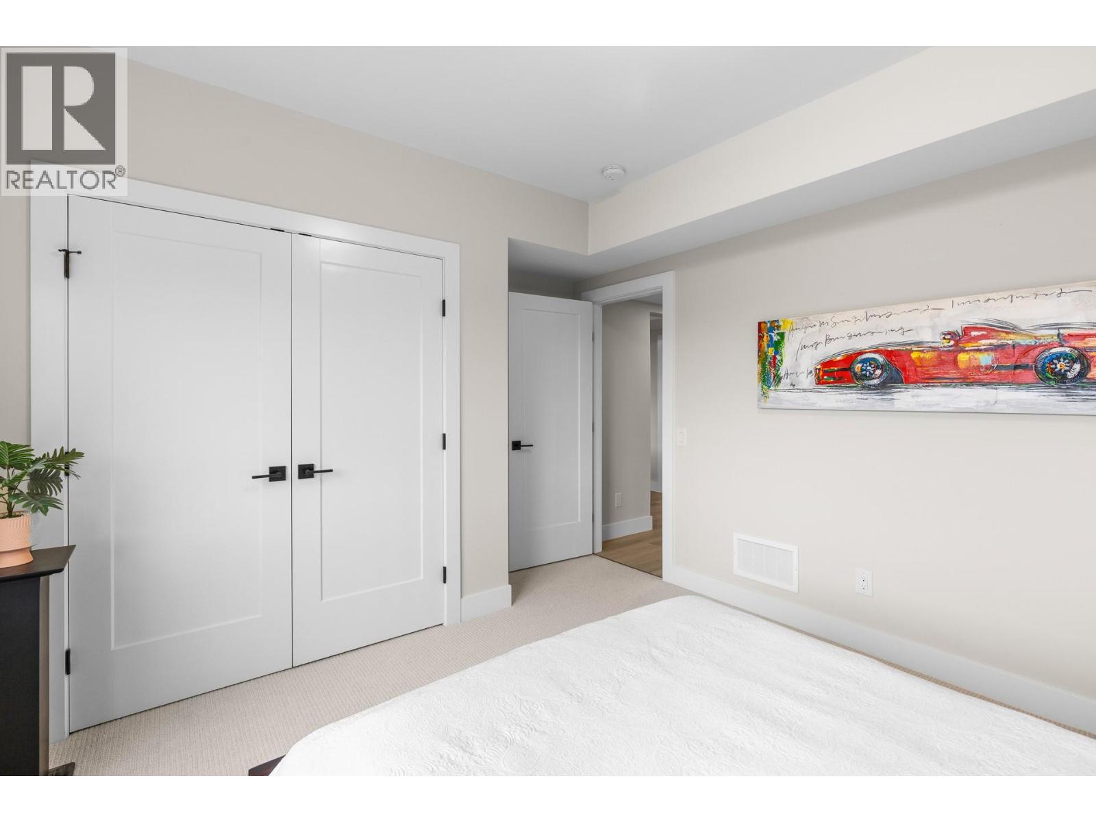 5 777 Denali Drive, Kelowna