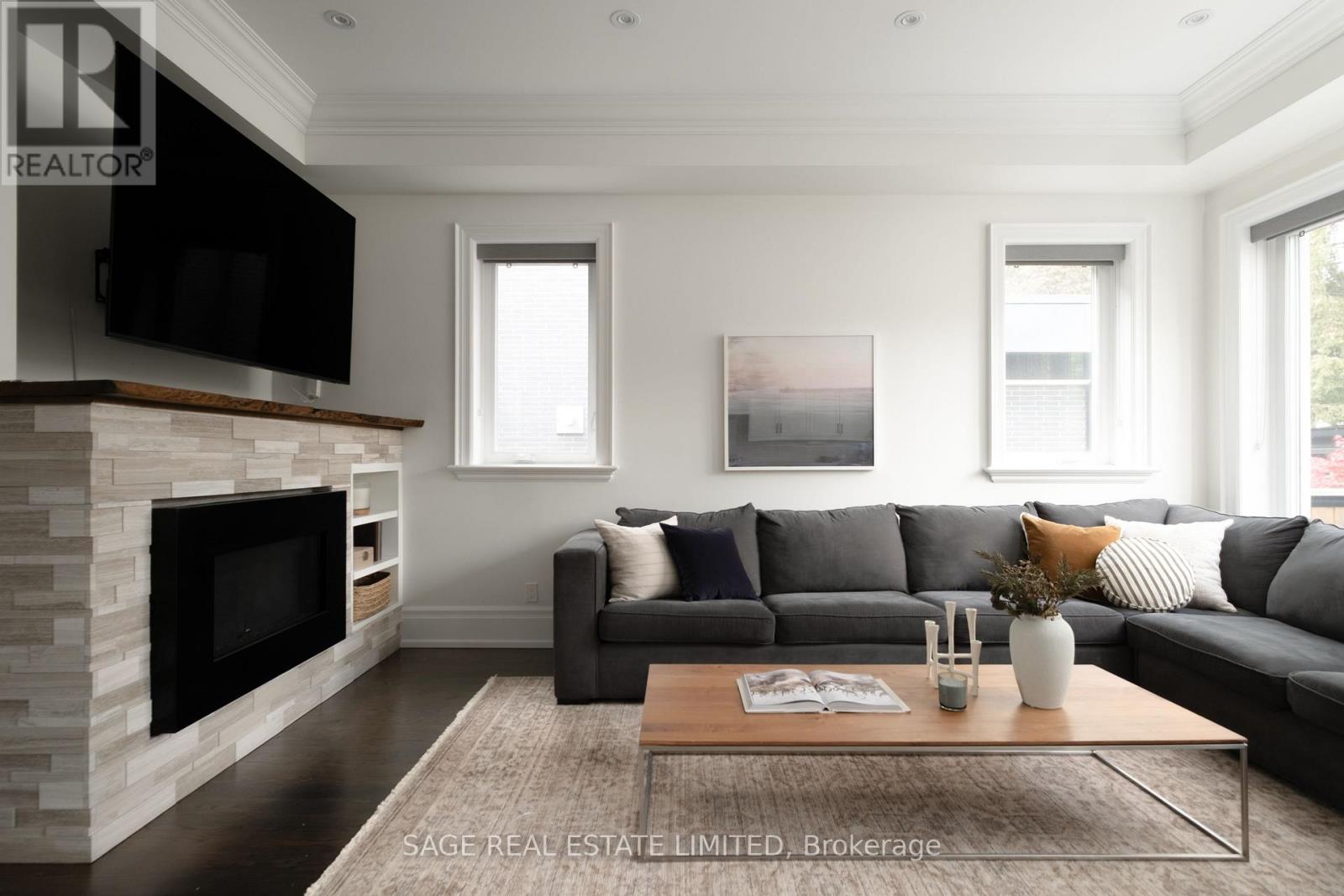 22 LESMAR DRIVE - 12