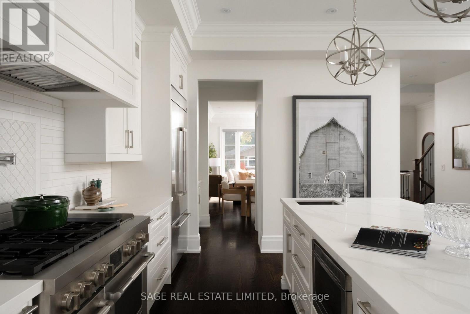 22 LESMAR DRIVE - 18