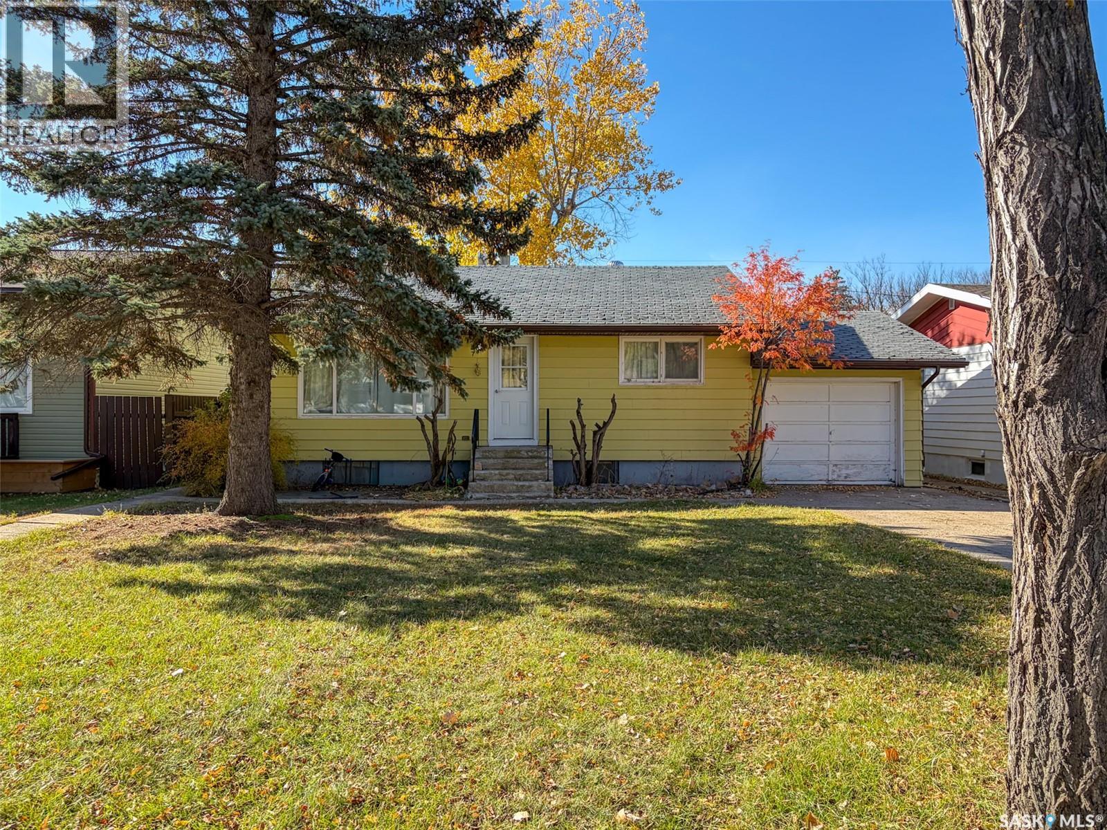 777 3rd STREET E, Shaunavon