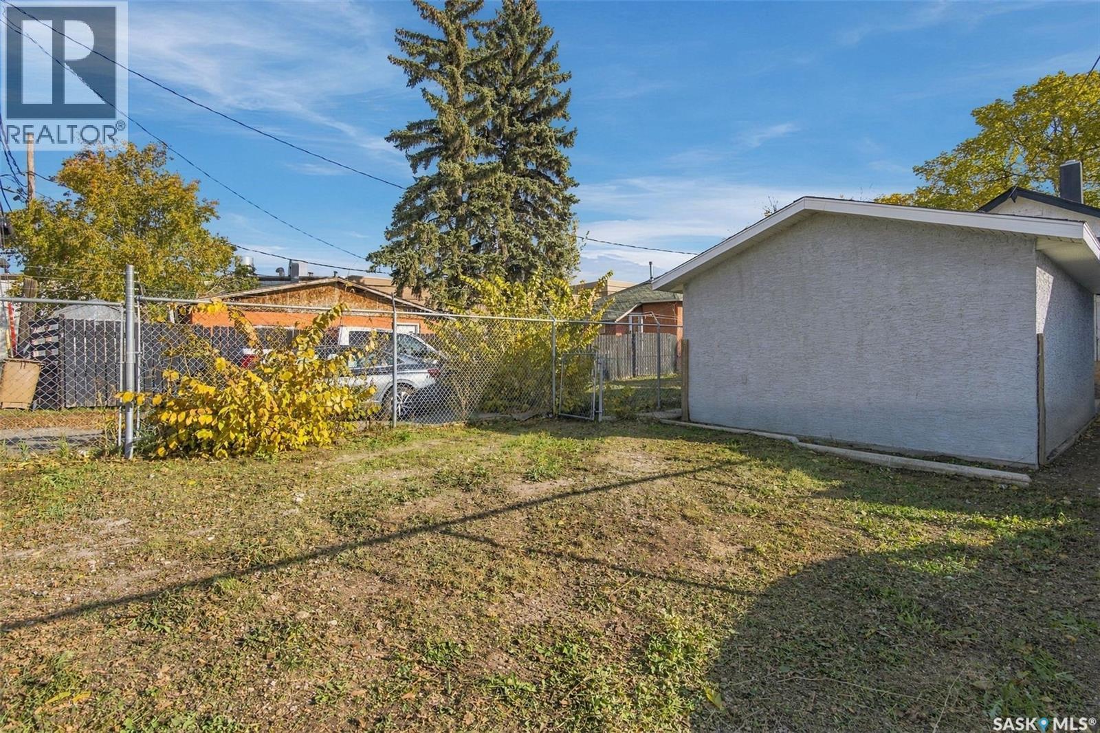 1832 Angus STREET, Regina — photo 30