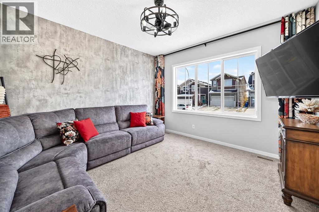 Property photograph 9 for MLS A2354255
