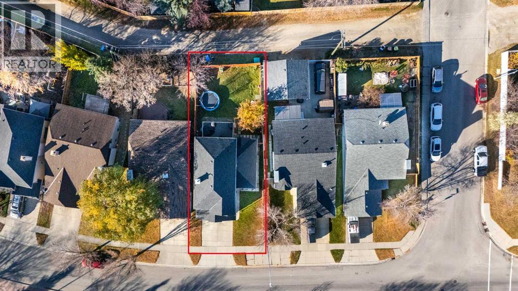 835 Coventry Drive NE, photo 41 of 43