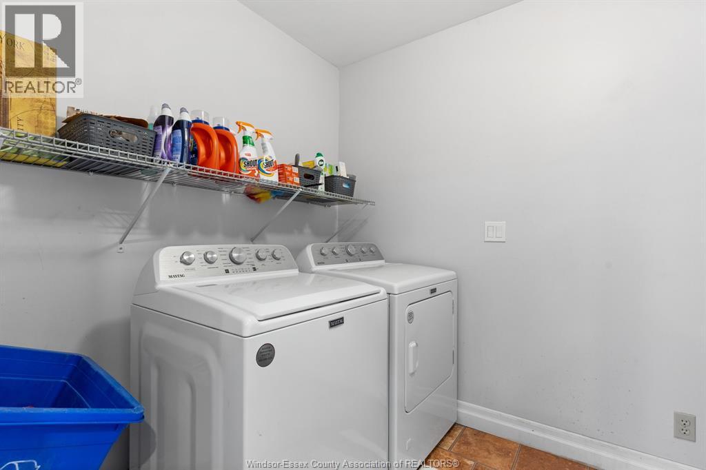 179 SINASAC STREET West, Harrow — photo 11