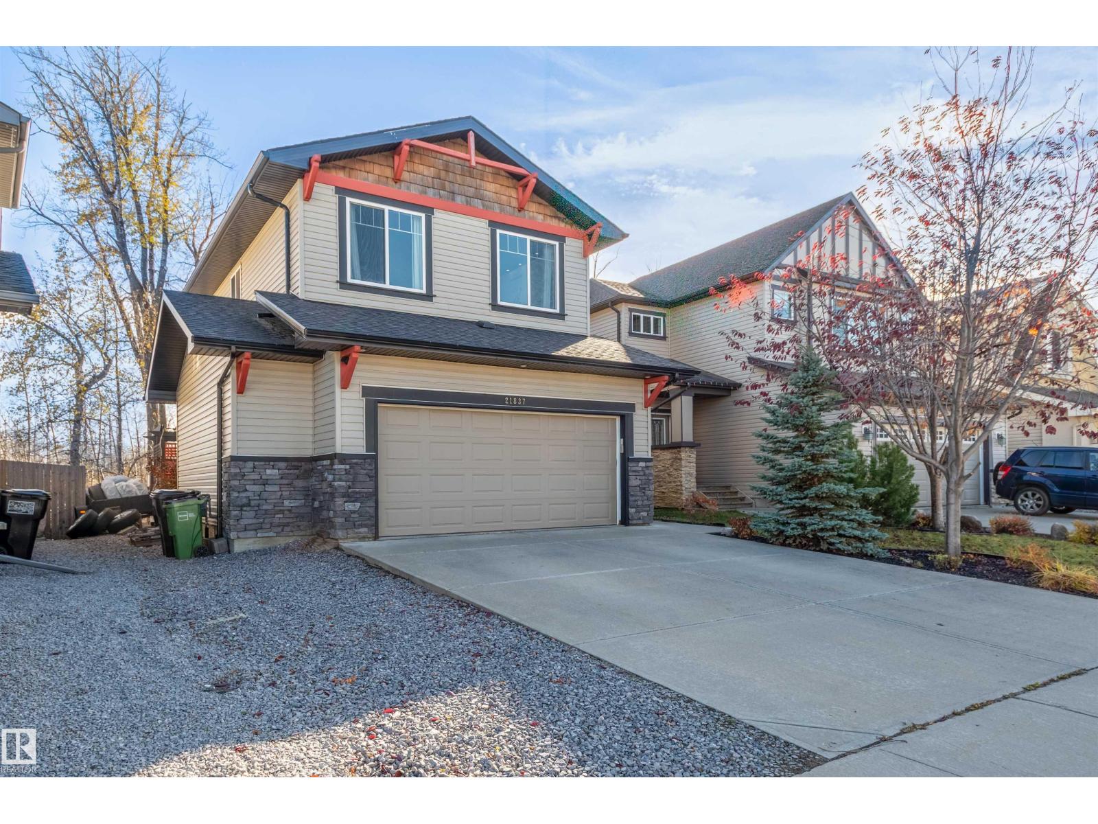 21837 95A AV NW, Edmonton — photo 2