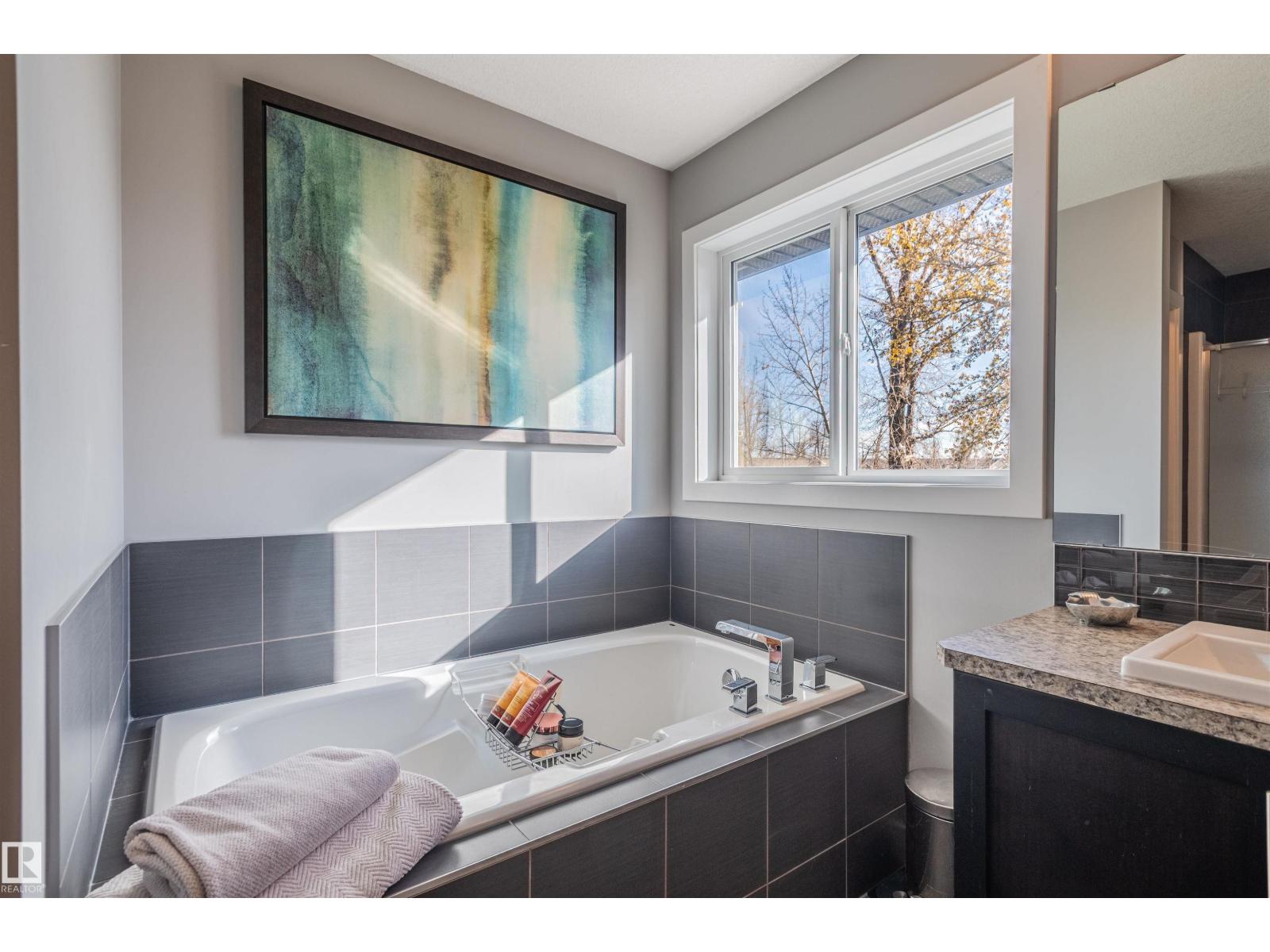 21837 95A AV NW, photo 50 of 74