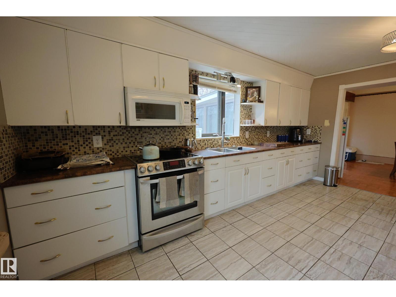 10008 104 ST, Morinville — photo 21
