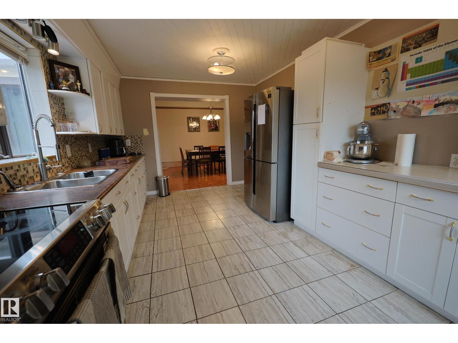 10008 104 ST, Morinville — photo 22