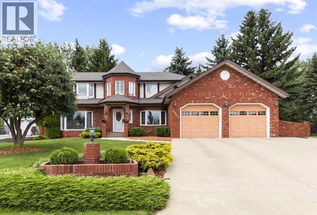 5302 61 Street Close, Camrose