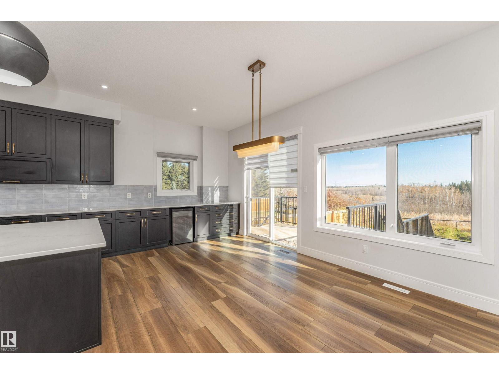 Property photograph 15 for MLS E4514661