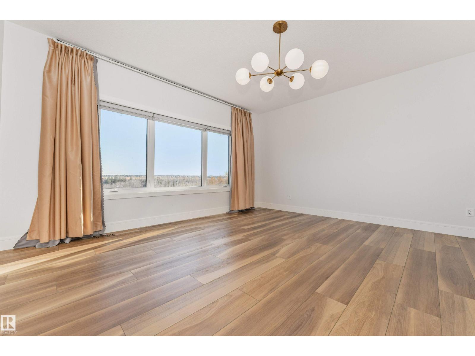 Property photograph 34 for MLS E4514661