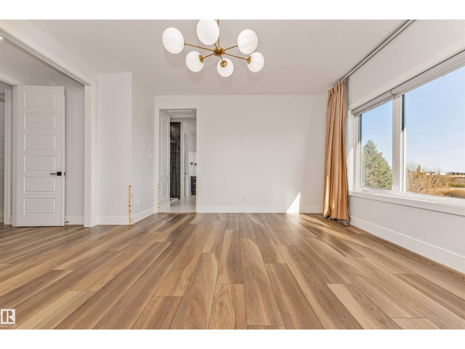 Property photograph 35 for MLS E4514661