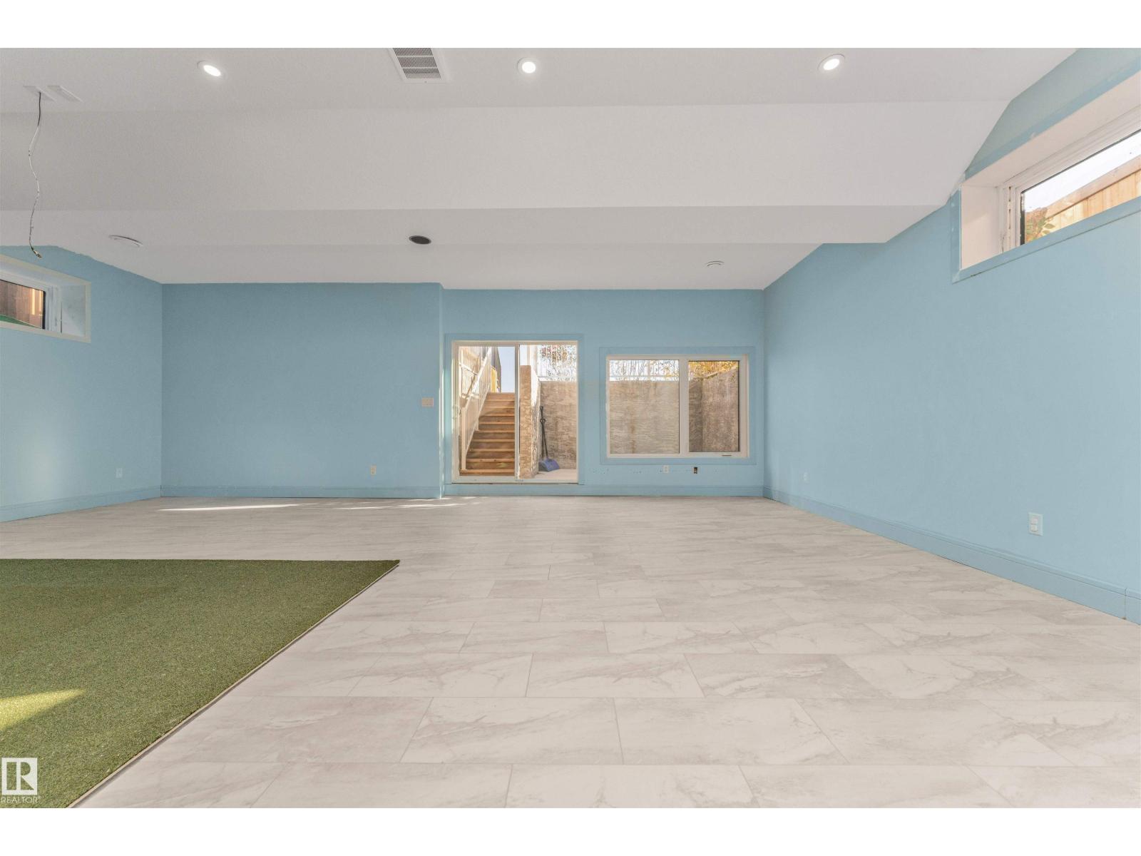 Property photograph 45 for MLS E4514661