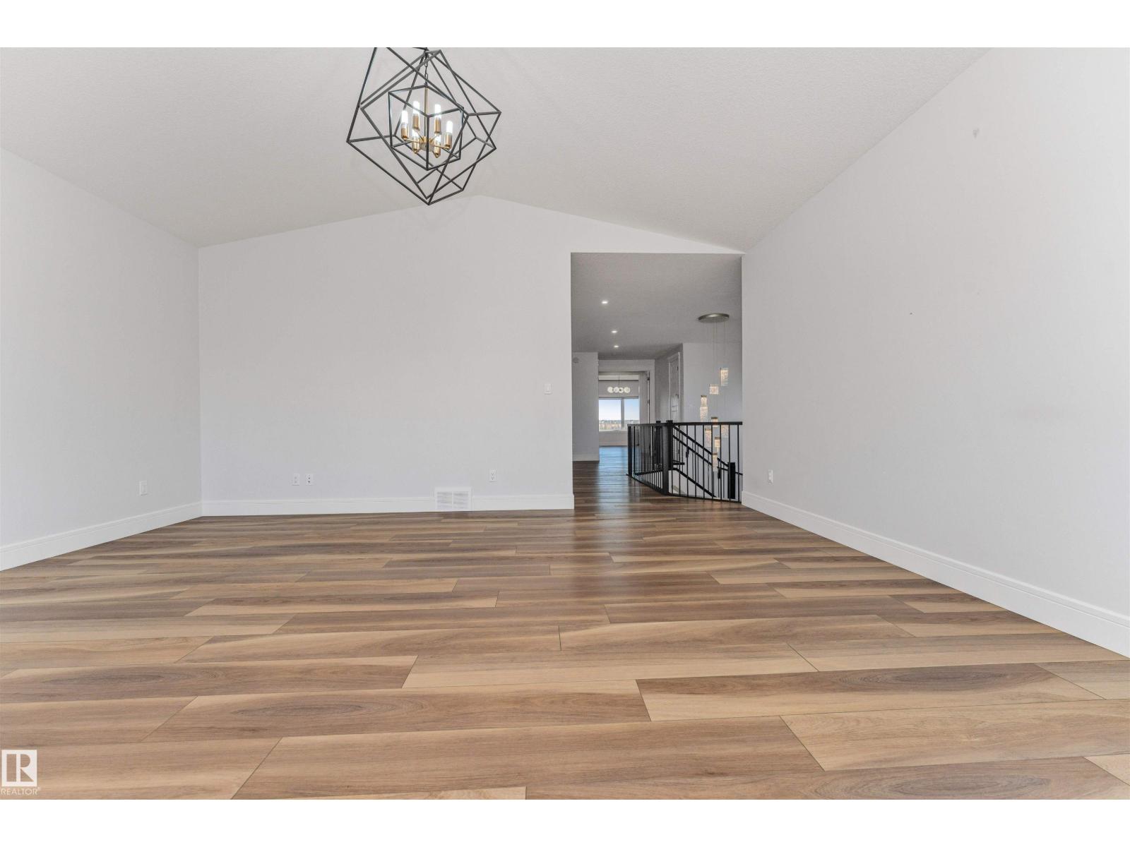 Property photograph 27 for MLS E4514661
