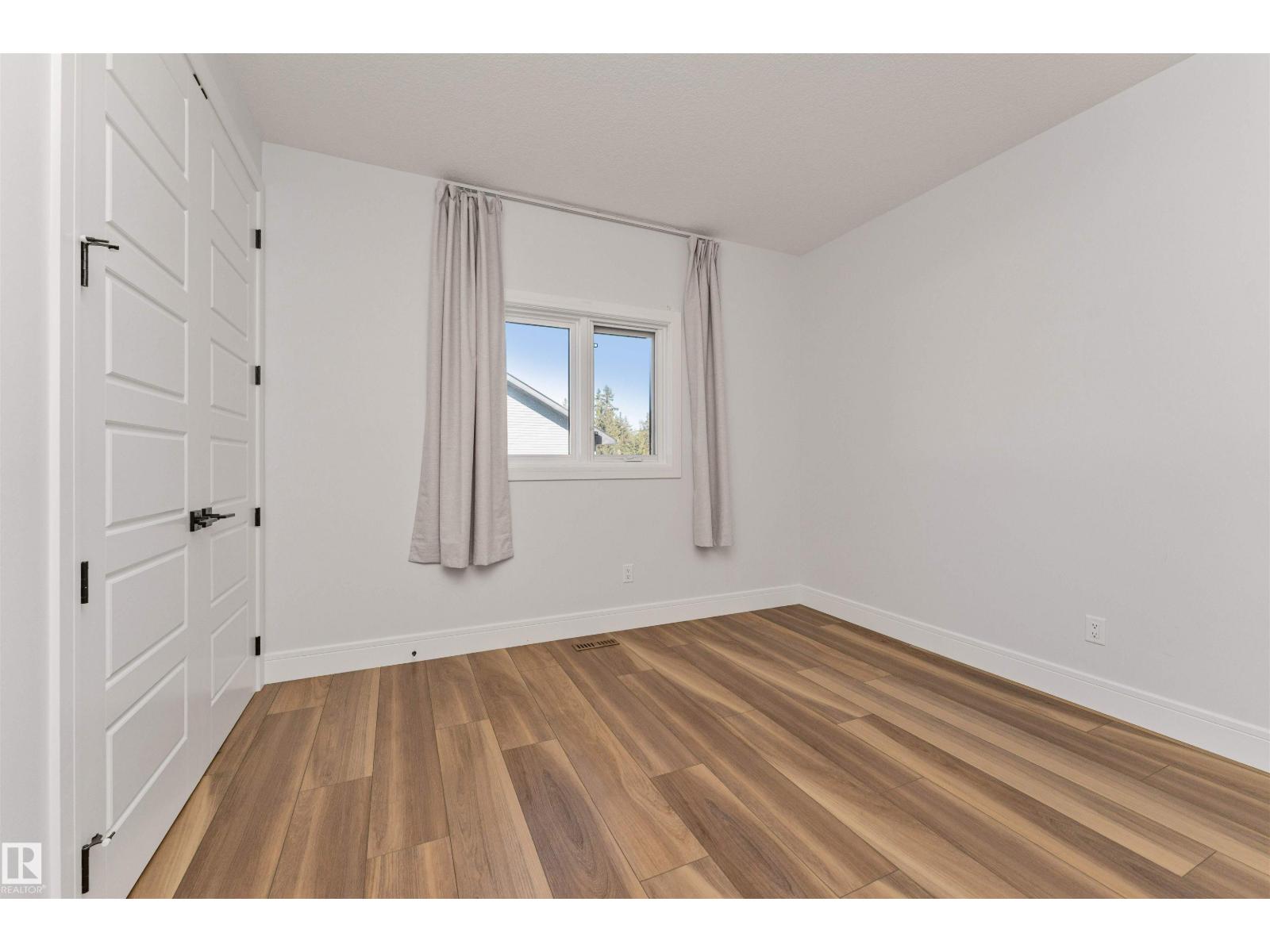 Property photograph 29 for MLS E4514661