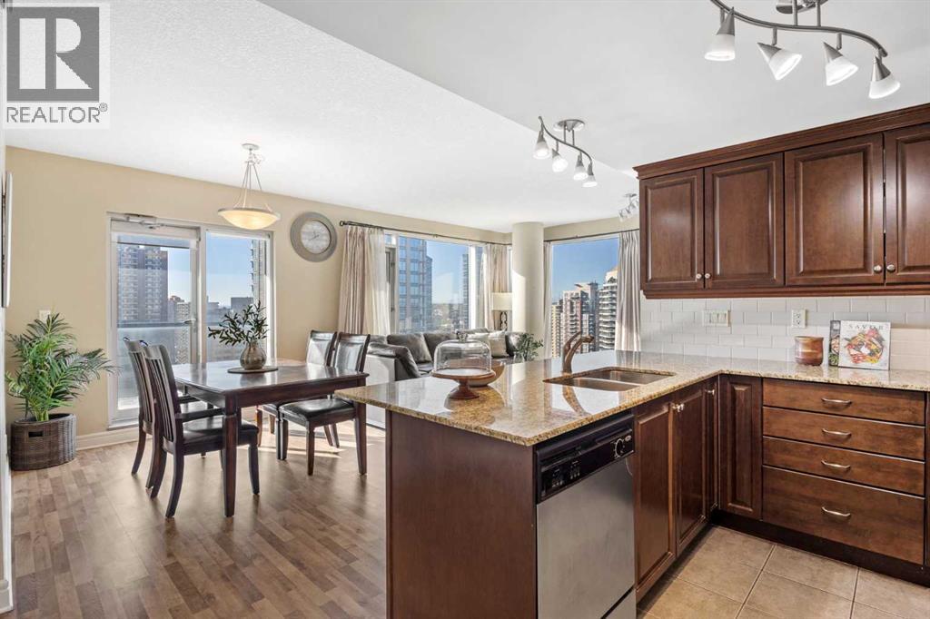 2308, 910 5 Avenue SW, Calgary — photo 2