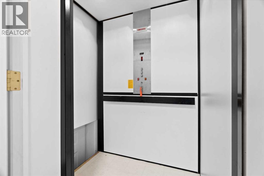 Elevator - main floor