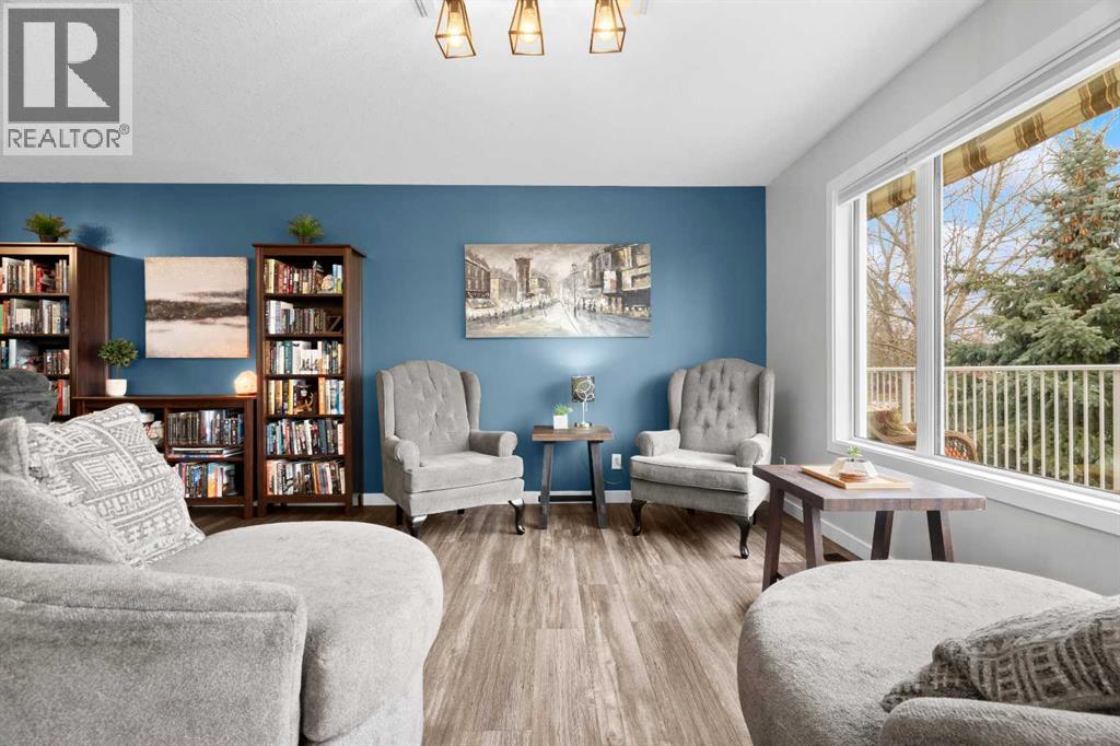 411 Lineham Acres Bay NW, photo 9 of 50